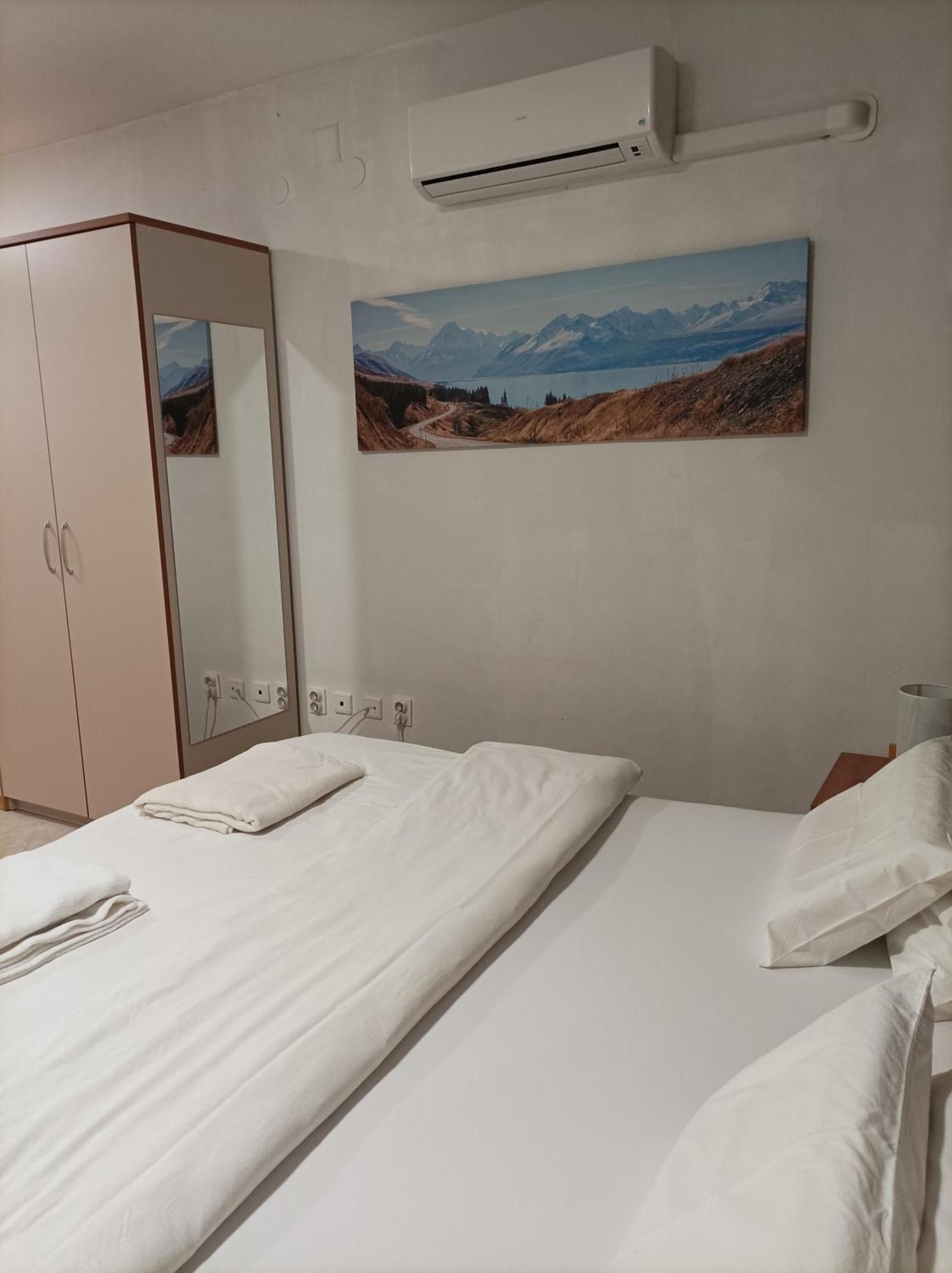 Rooms & Apartment Hegic Задар Екстериор снимка